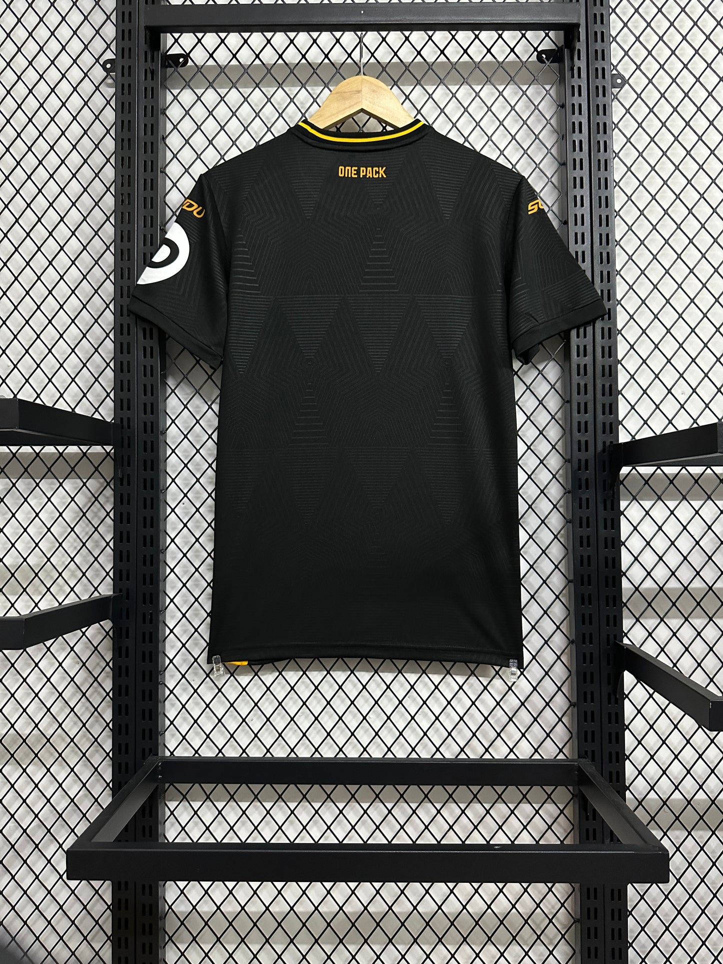 2024/2025 Wolves away