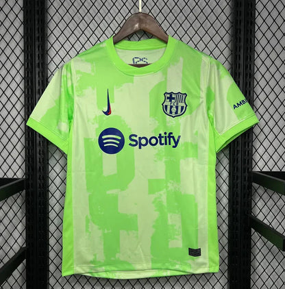 Barcelona 2024 green jersey fan