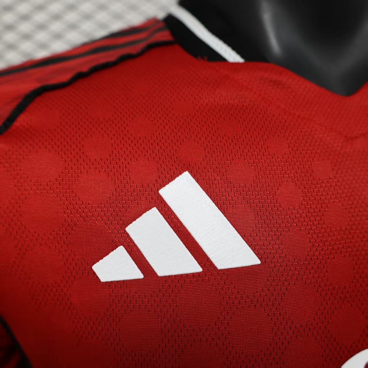 Manchester United 2025/2026 home players jersey