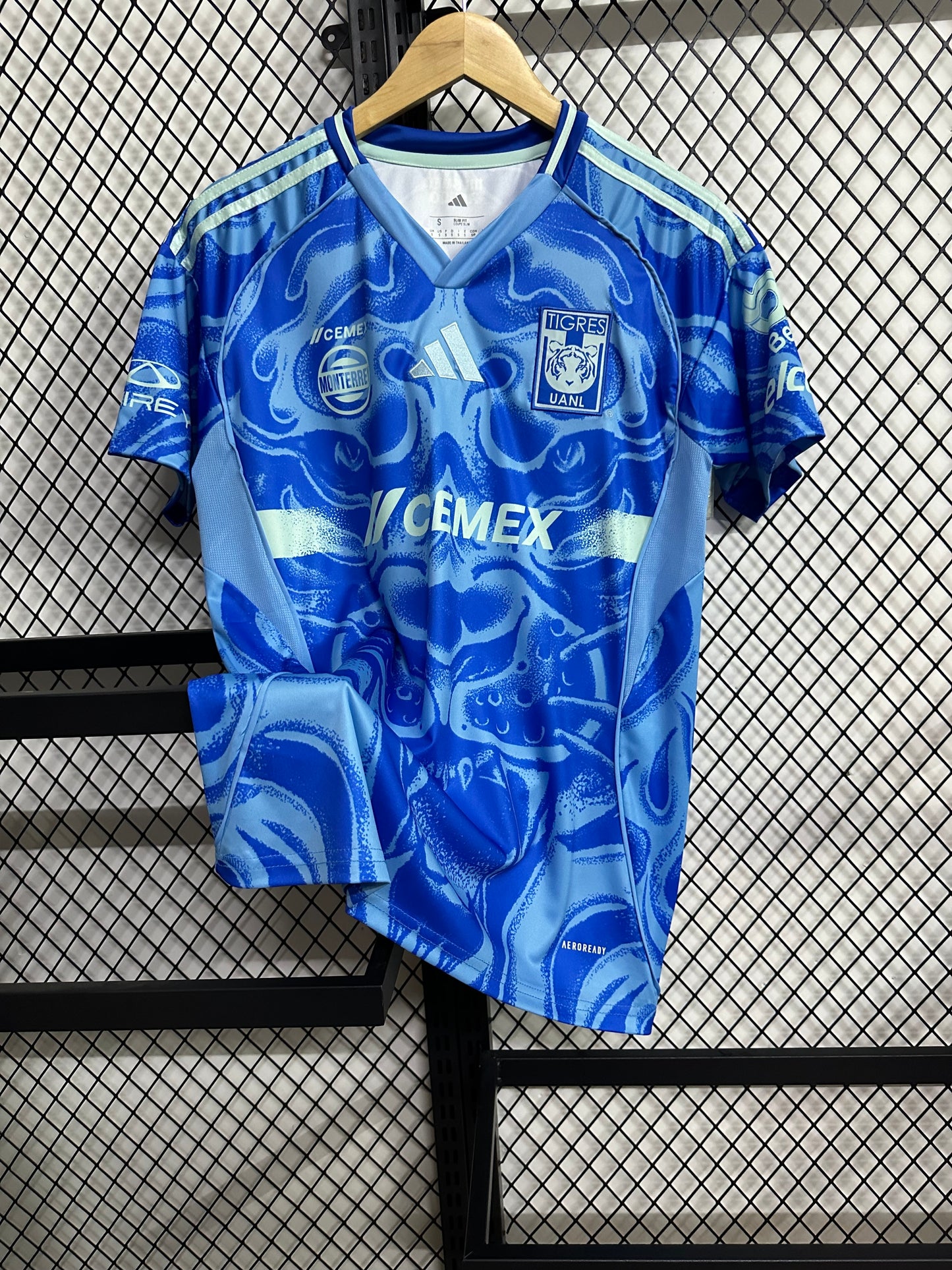 2025/2026 Tigres away