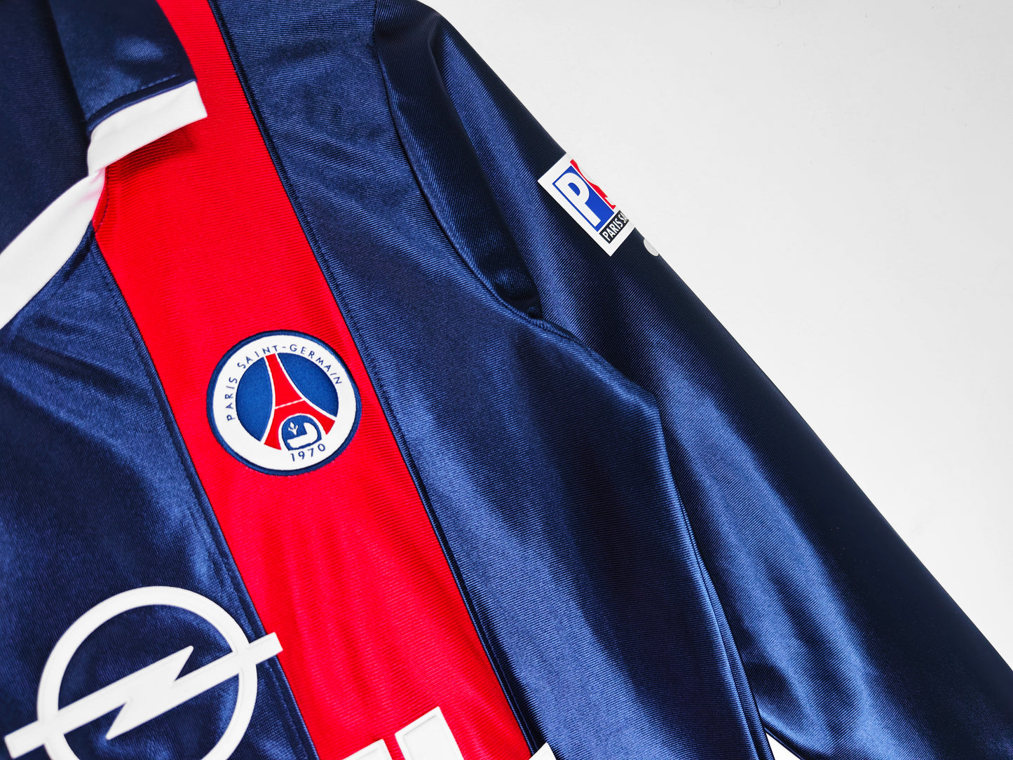 PSG 2001 – Ronaldinho Early PSG Era Shirt (Limited Piece)