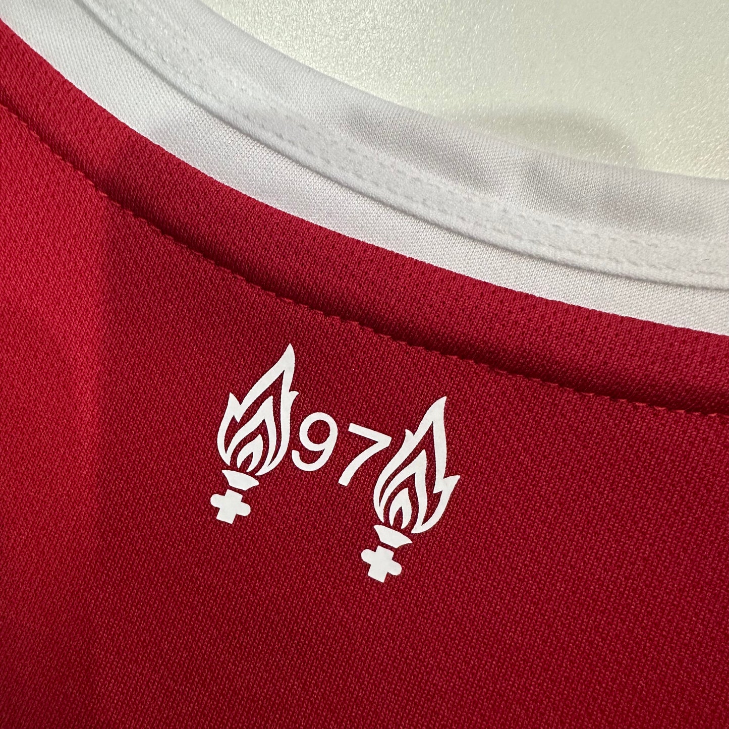 2025/2026 Liverpool home Jersey fans edition