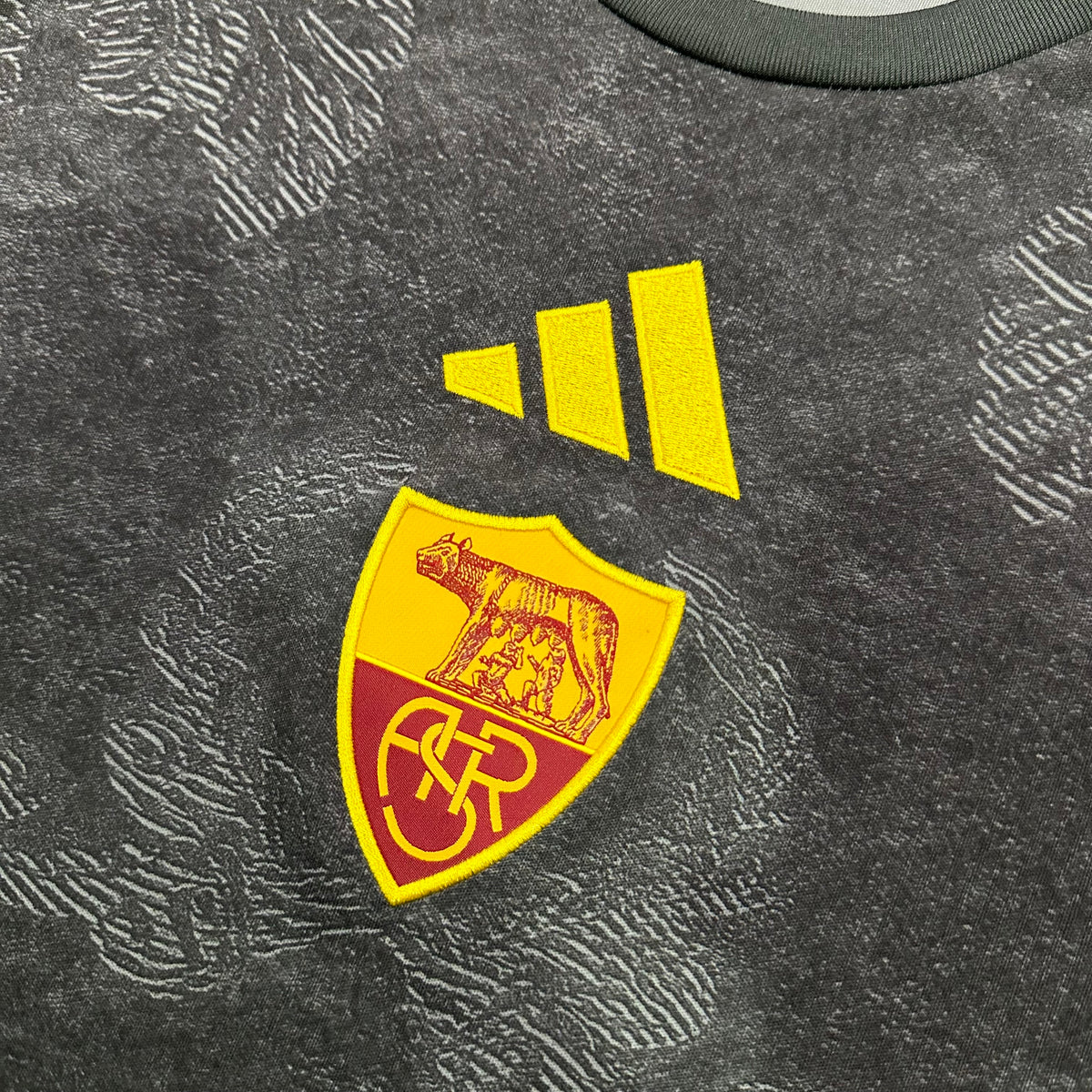 Roma  2026/27 third Jersey fans version