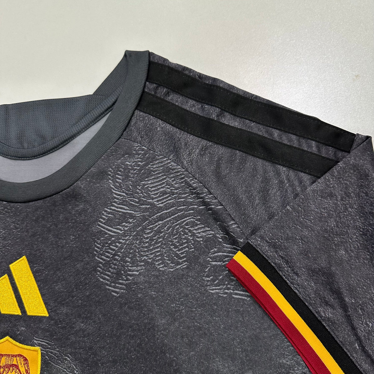 Roma  2026/27 third Jersey fans version