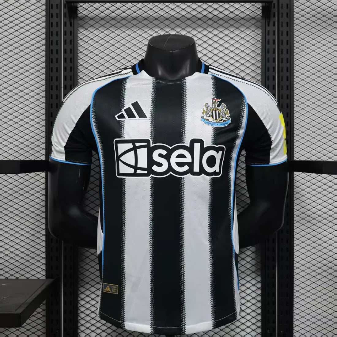 Hot Deals Newcastle 2025/26 home players version L Jersey