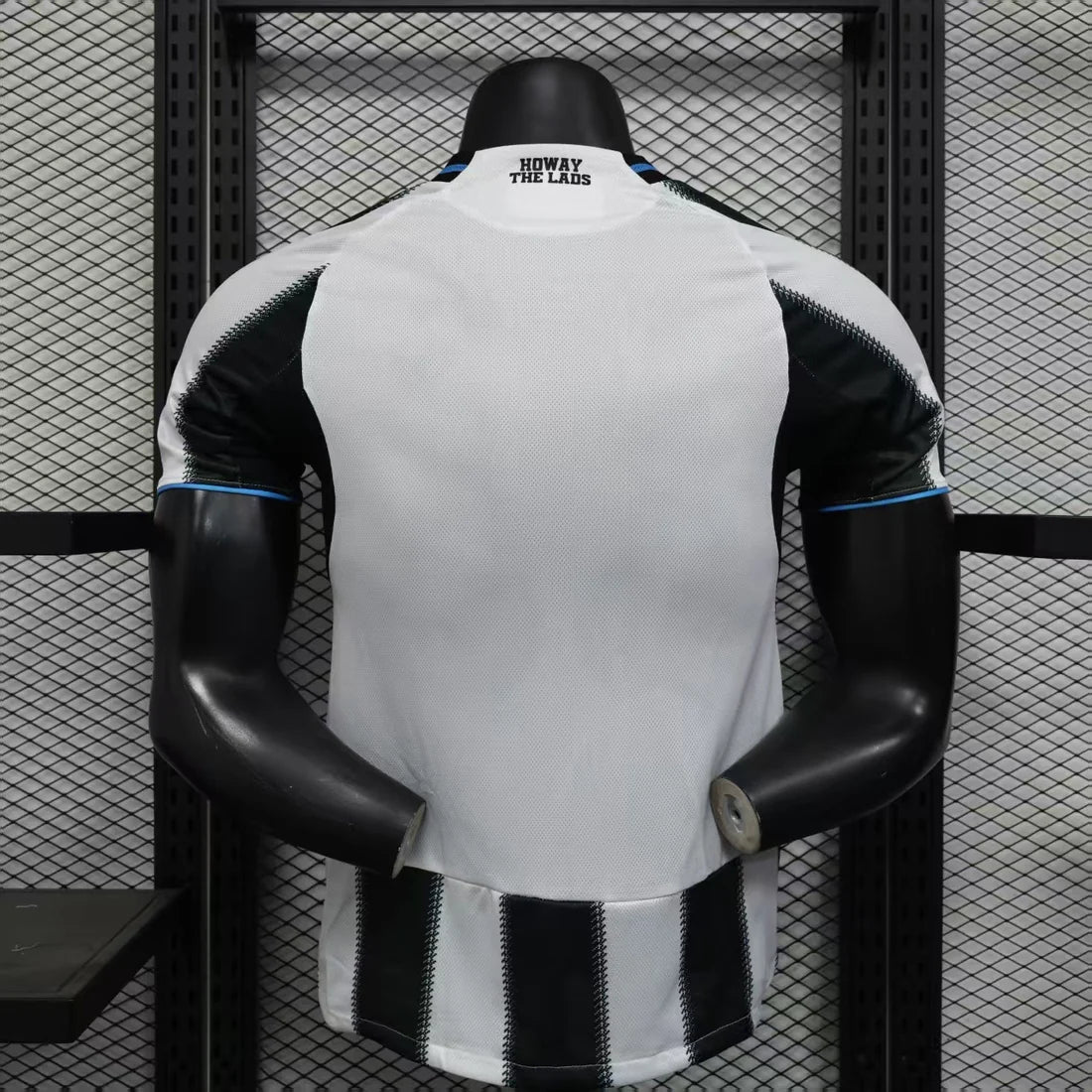 Hot Deals Newcastle 2025/26 home players version L Jersey