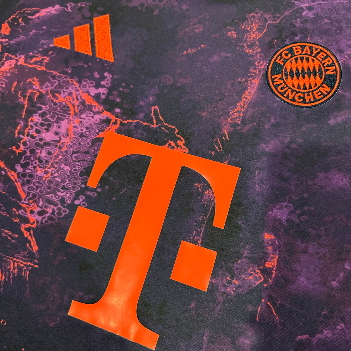 Bayern Munich 2026/27 third Jersey fans version