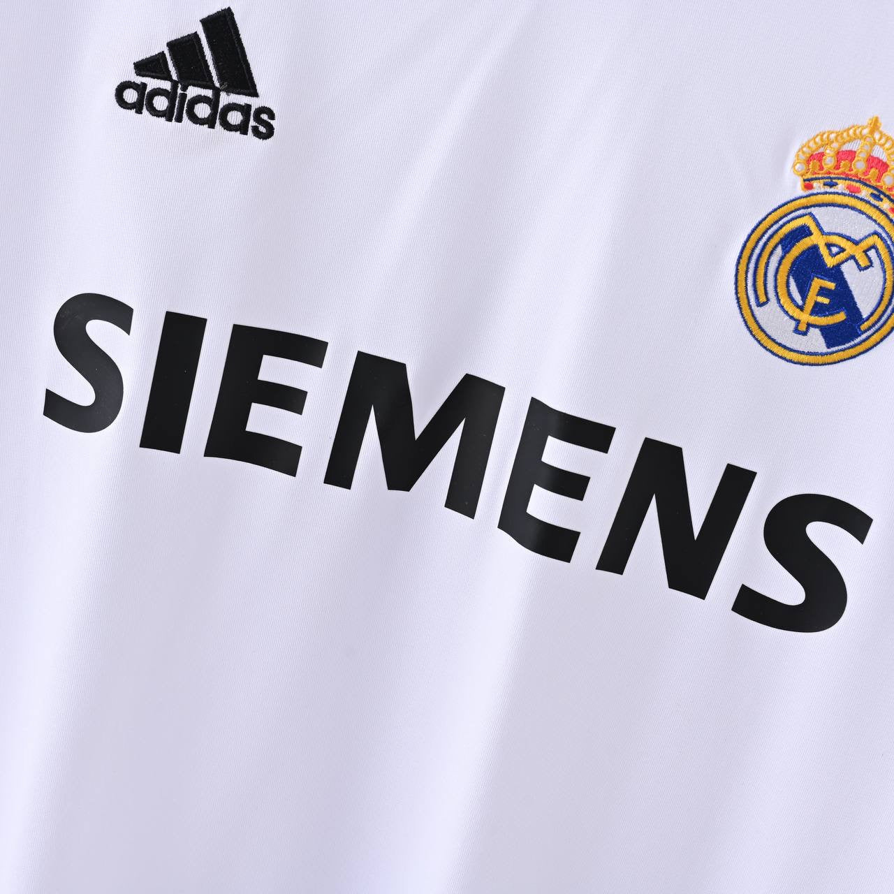 2005/06 Real Madrid Home Retro Jersey