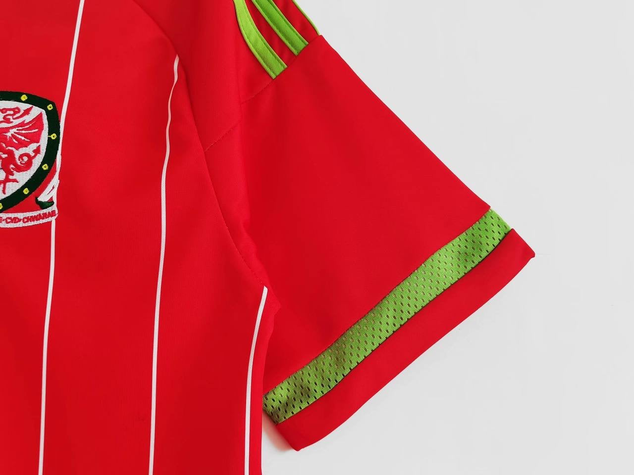 2015/16 Wales Home Retro Jersey (Striped Version)