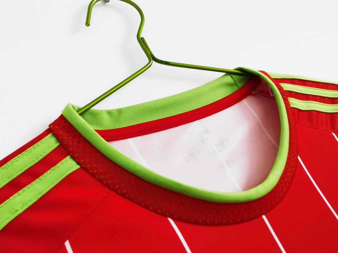 2015/16 Wales Home Retro Jersey (Striped Version)