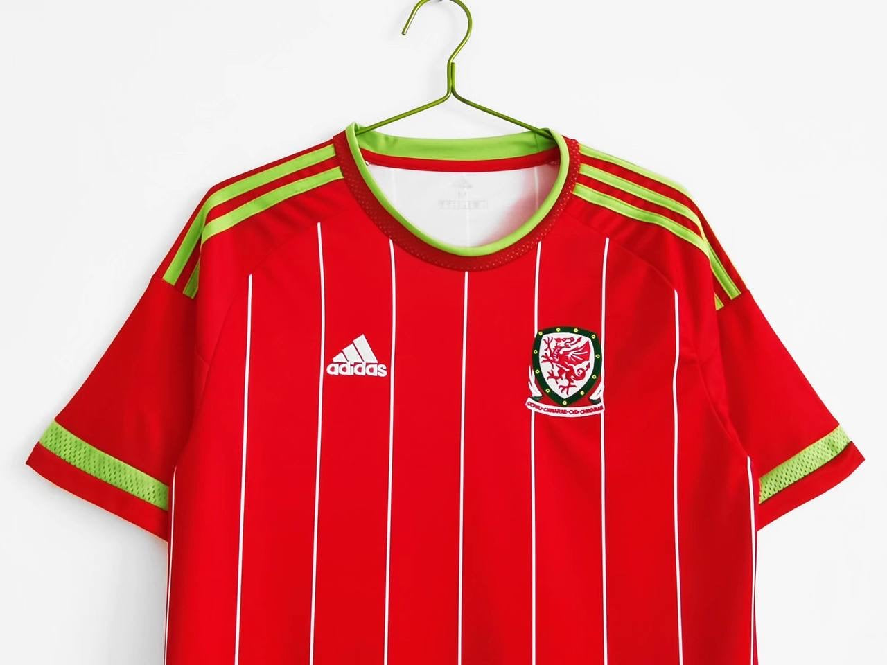 2015/16 Wales Home Retro Jersey (Striped Version)