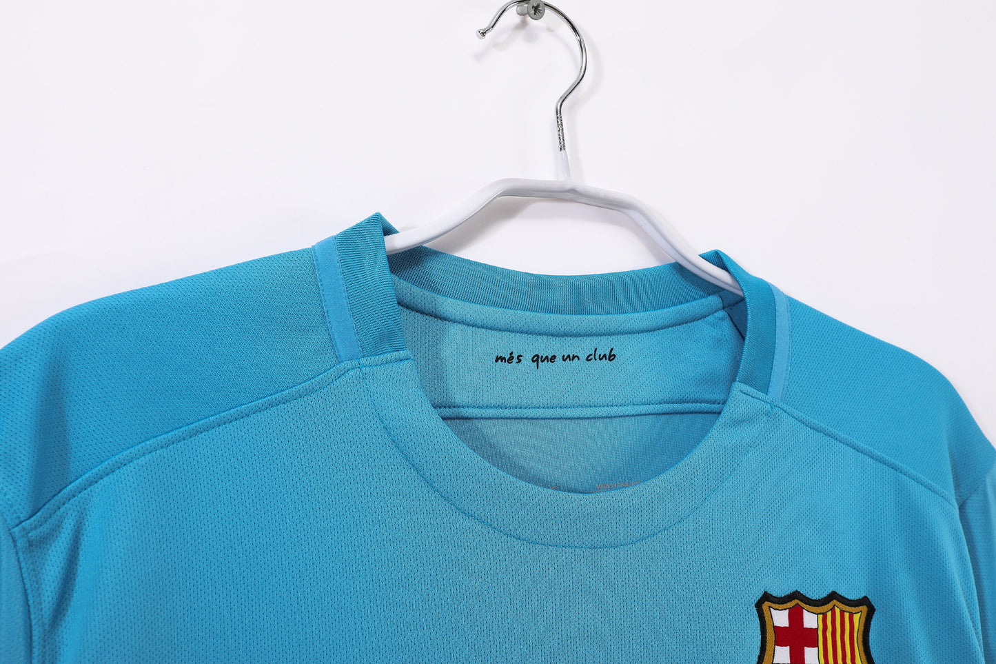 2015/2016 Barcelona Third Jersey
