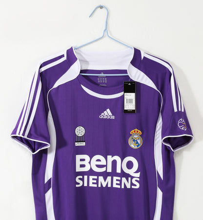 2006/2007 Real Madrid away jersey