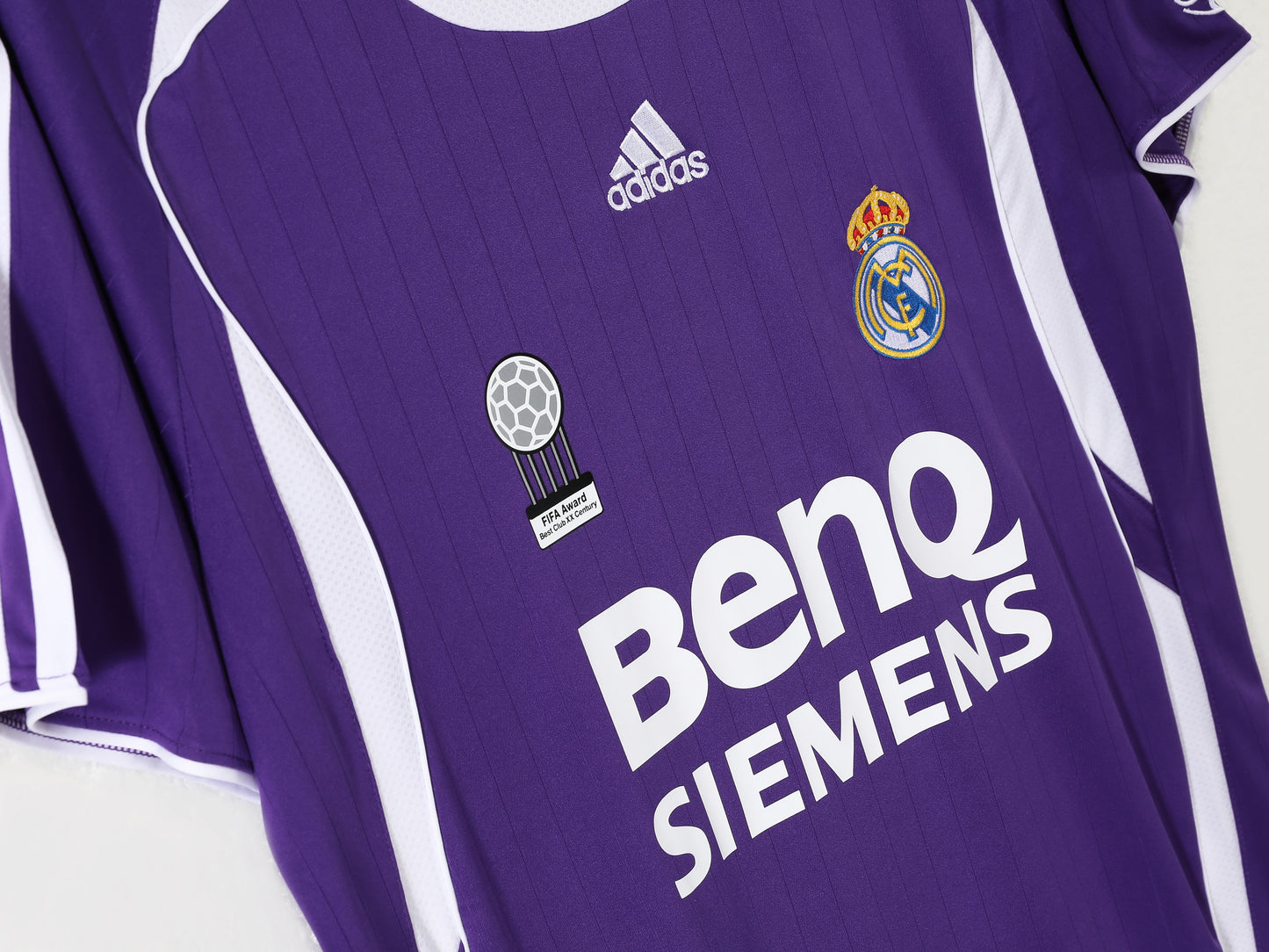 2006/2007 Real Madrid away jersey