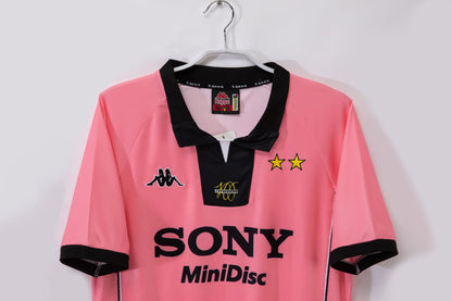 1997/1998 juventus centenary special jersey