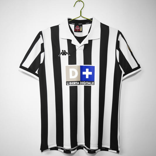 1998/1999 juventus home