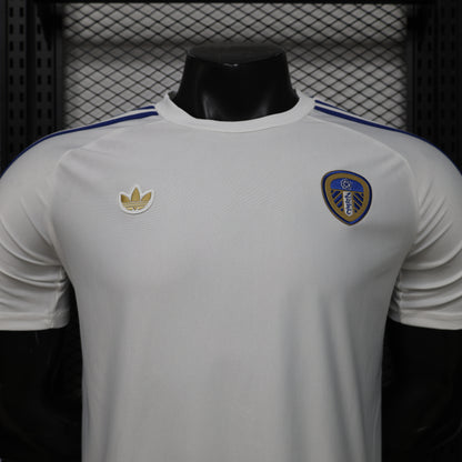 Leeds 2026/2027 casual fit