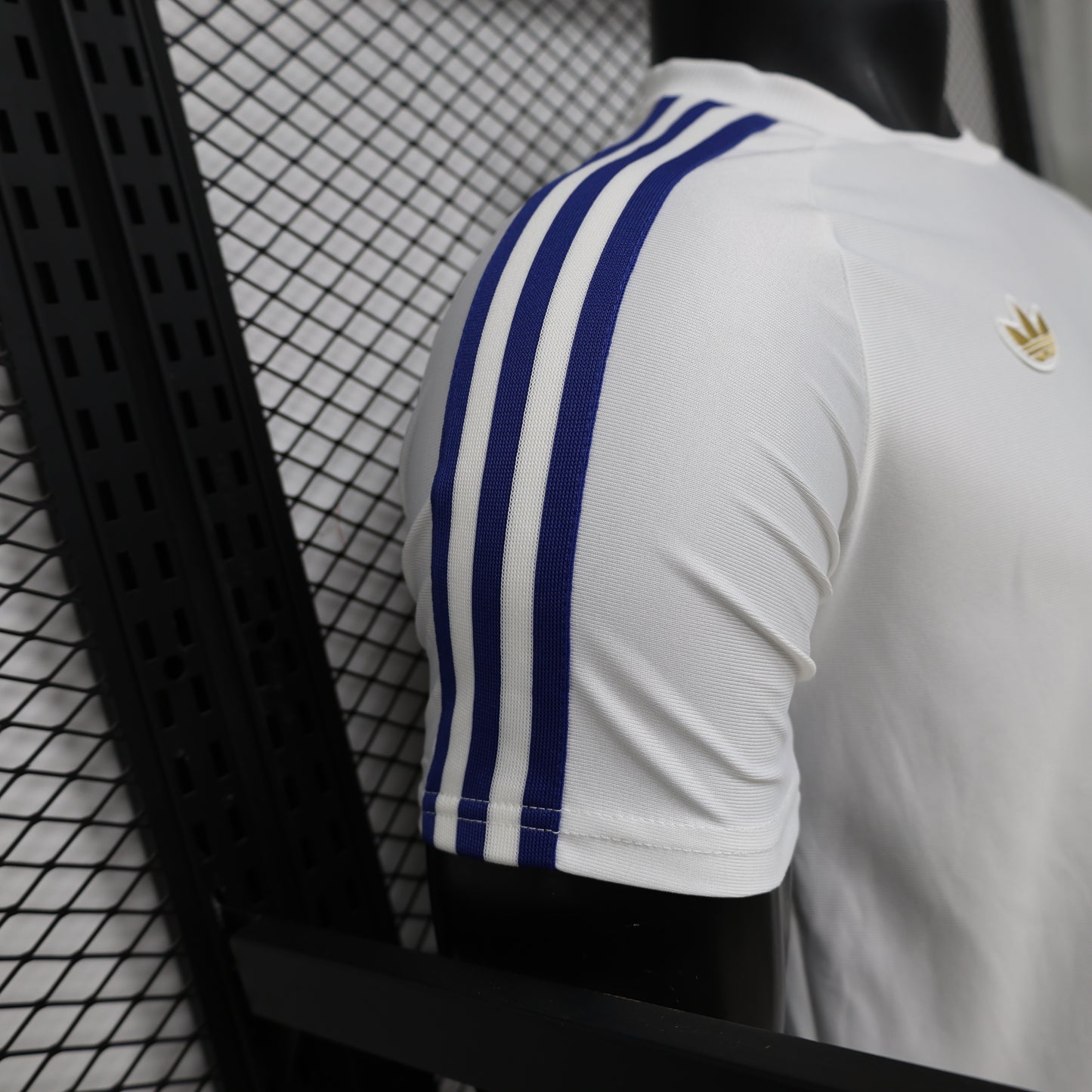 Leeds 2026/2027 casual fit