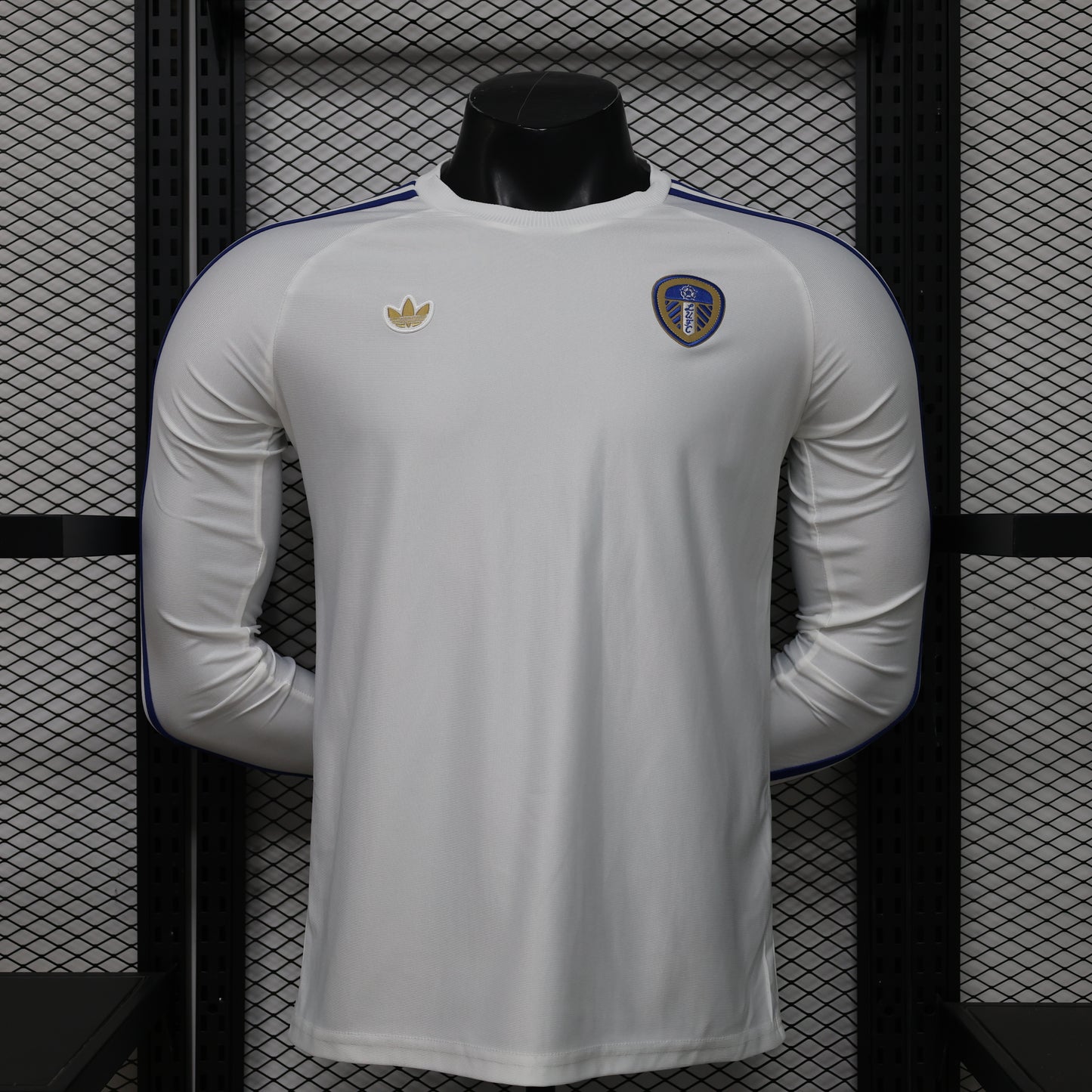Leeds 2026/2027 casual fit