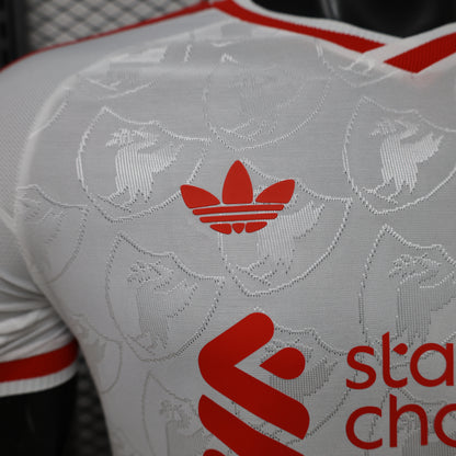 Liverpool 2026/2027 Away players version
