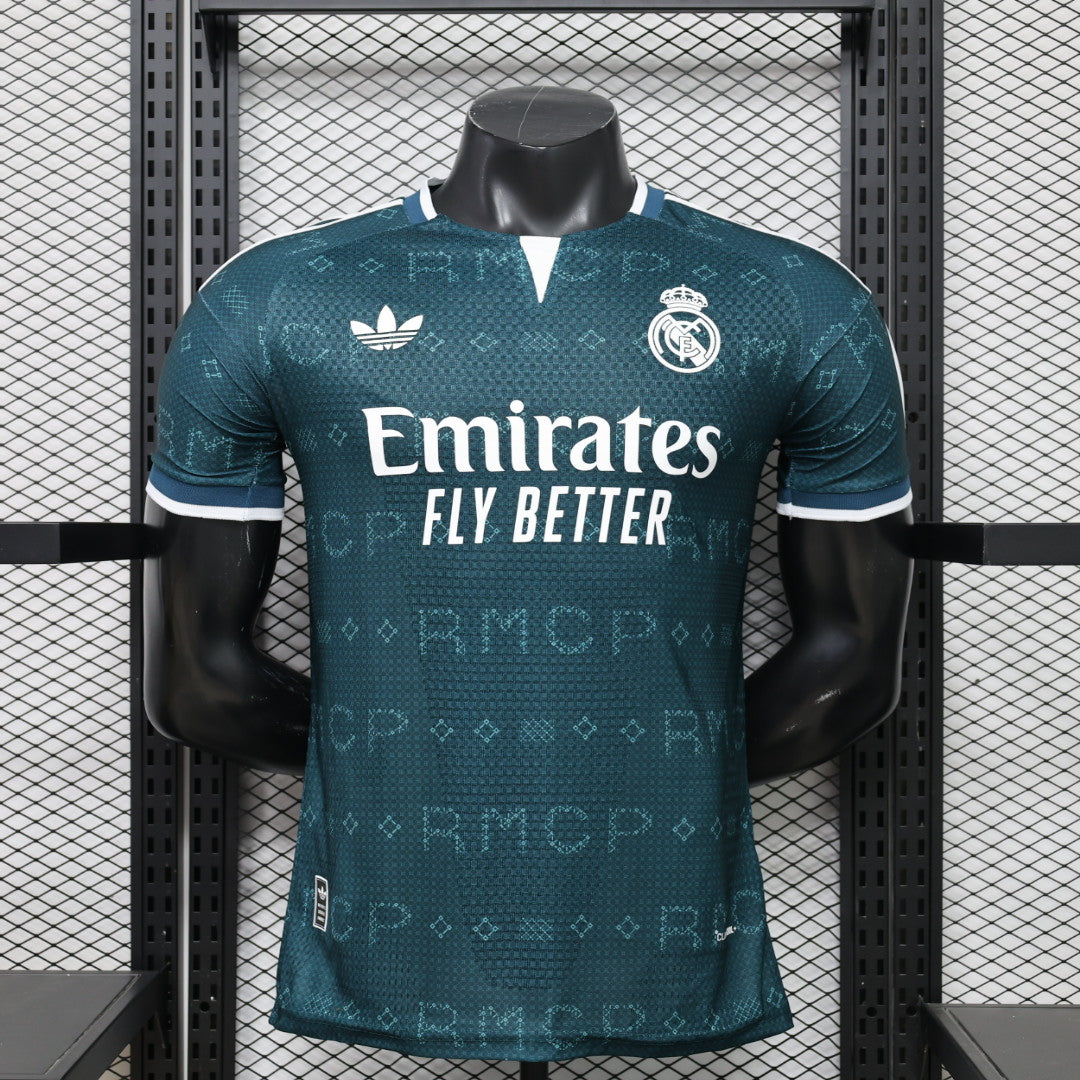 Real Madrid 2026/2027 Away players edition