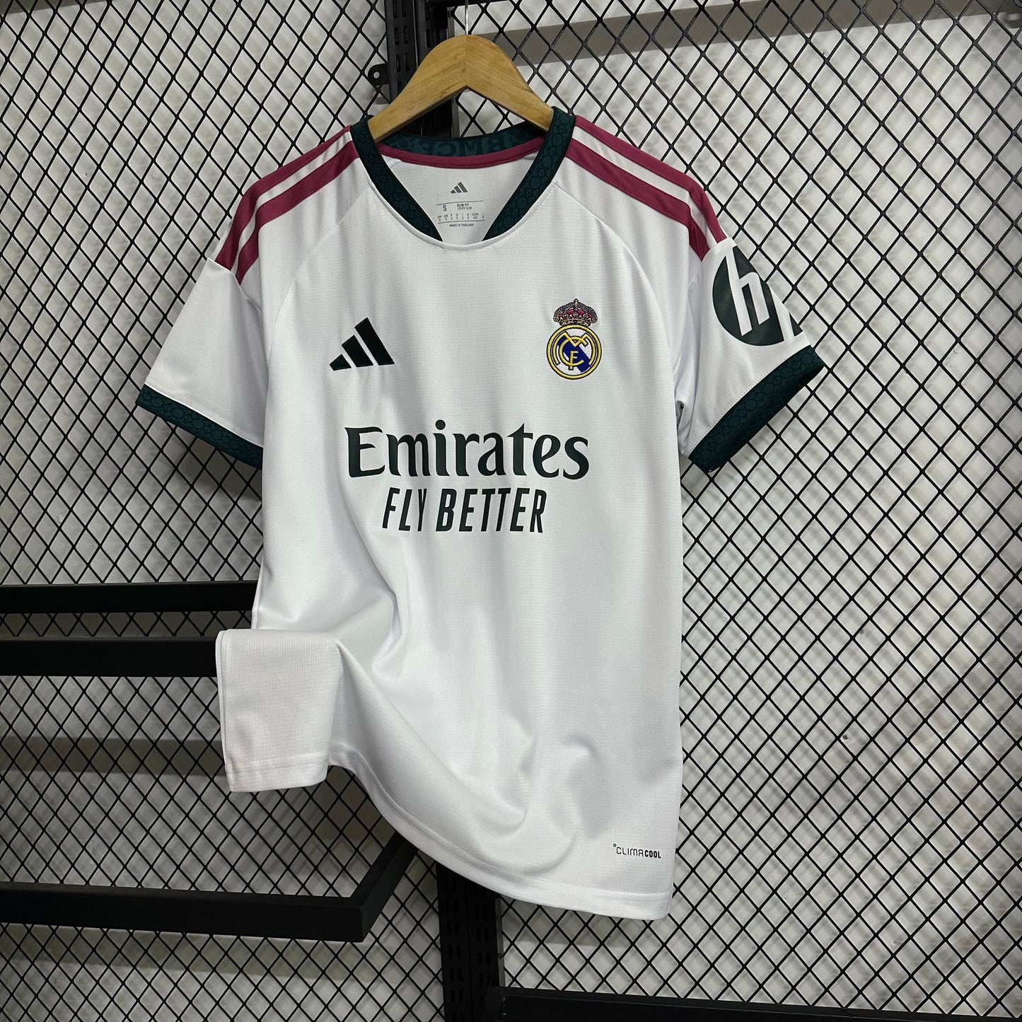 Real Madrid 2026/2027 home fans version