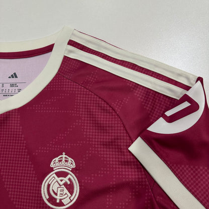 Real Madrid 206/2027 Fourth fans edition