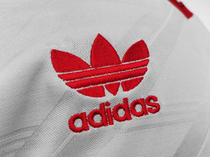 1986 /88 Manchester United   away