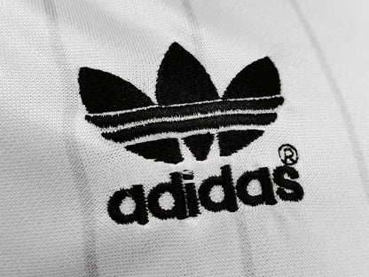 1983 /84 Manchester United  away