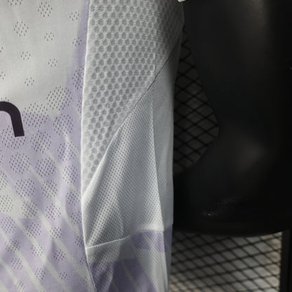 25/26   Manchester United   away