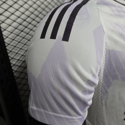 25/26   Manchester United   away