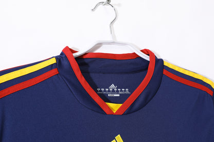 2010  away Spain