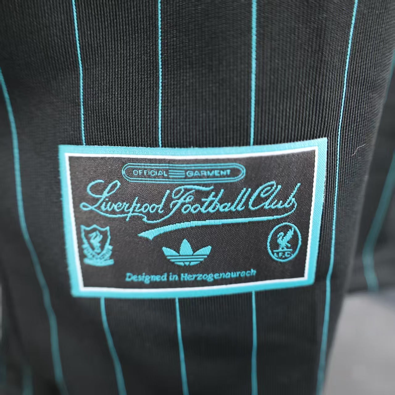 Liverpool casual fit Jersey