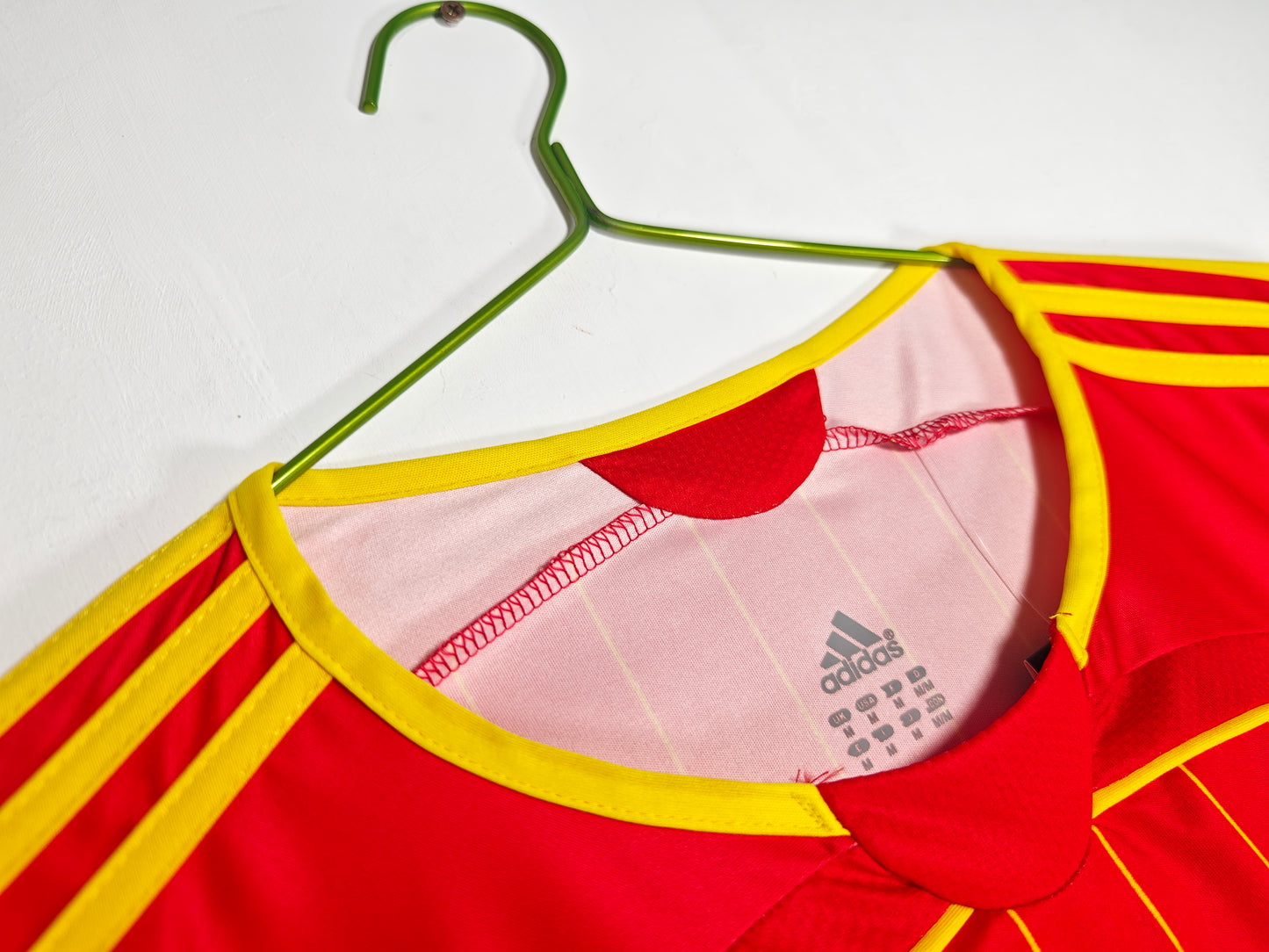 Spain 2006 home classic Jersey