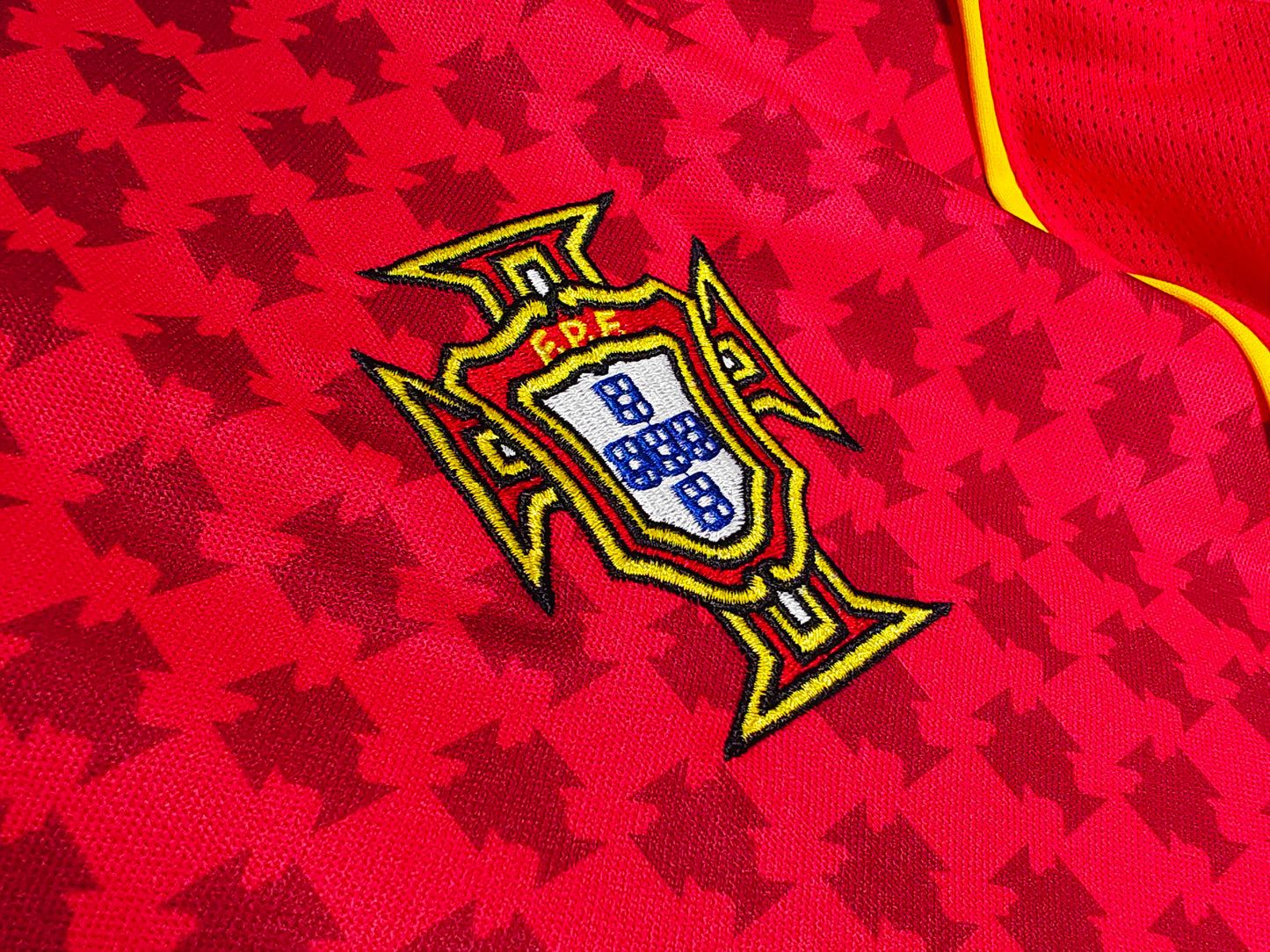 Portugal 2004 home classic Jersey