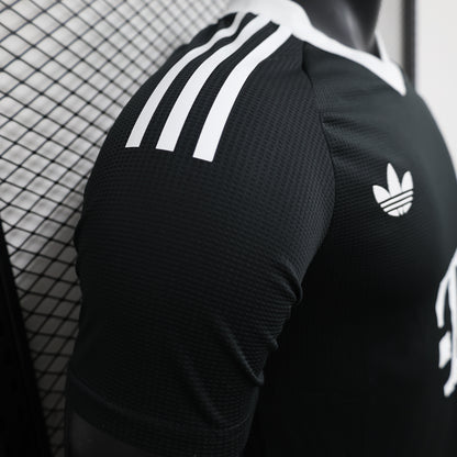 Bayern Munich (All Black) Special edition