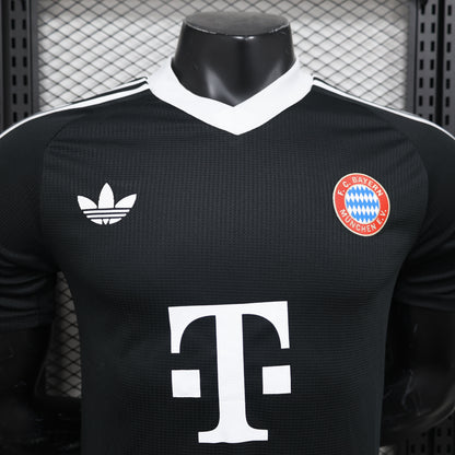Bayern Munich (All Black) Special edition