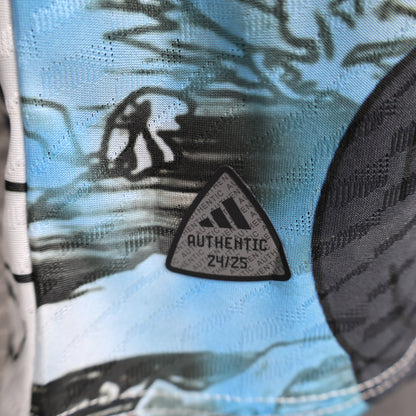 Japan (Vegeta Super Saiyan Blue Edition) Special edition