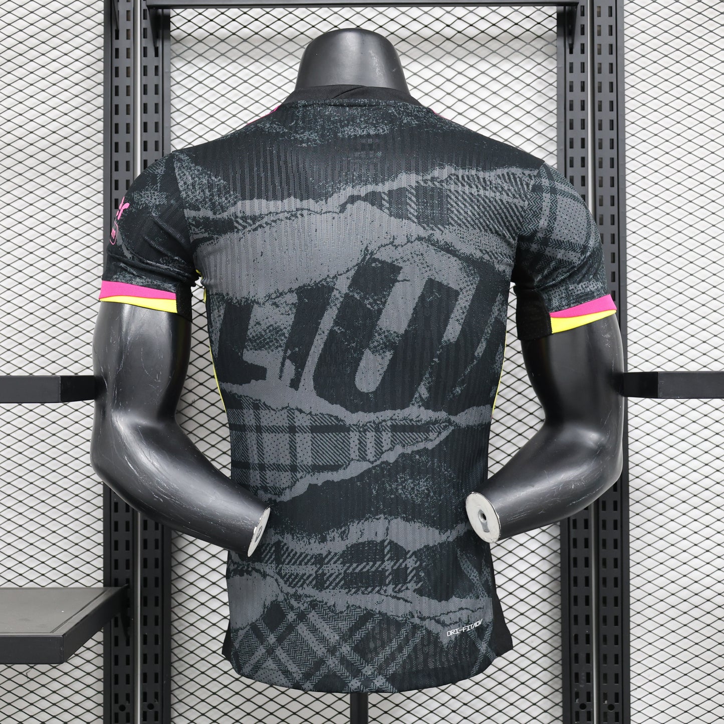 Chelsea Alternative with Pink Logo Special edition