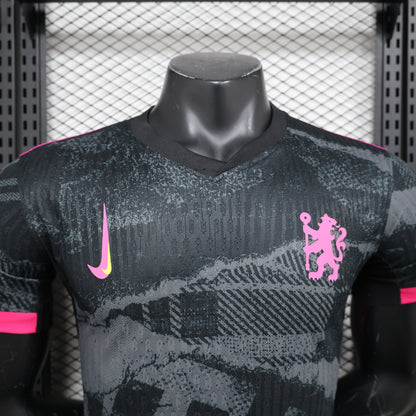 Chelsea Alternative with Pink Logo Special edition