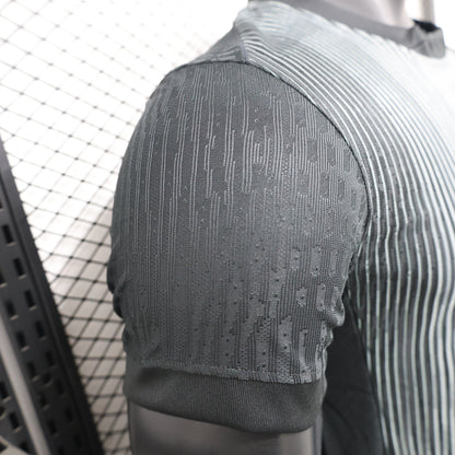 Chelsea black casual fit