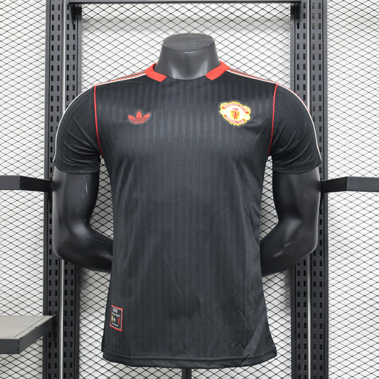 Manchester United black casual fit