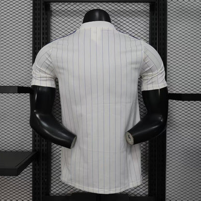 Chelsea white casual fit