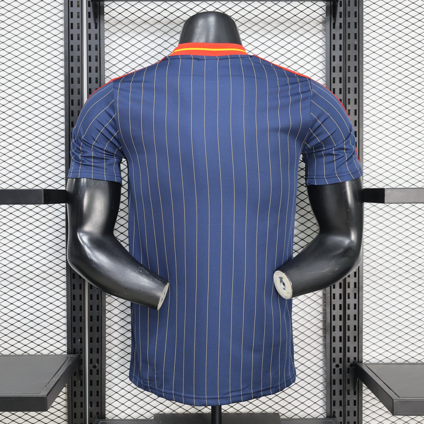 Real Zaragoza casual fit