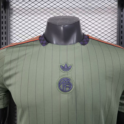 Bayern Munich green casual fit