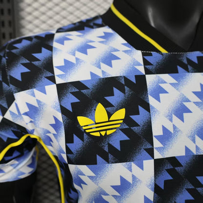 Manchester United 25/26 snowflake design