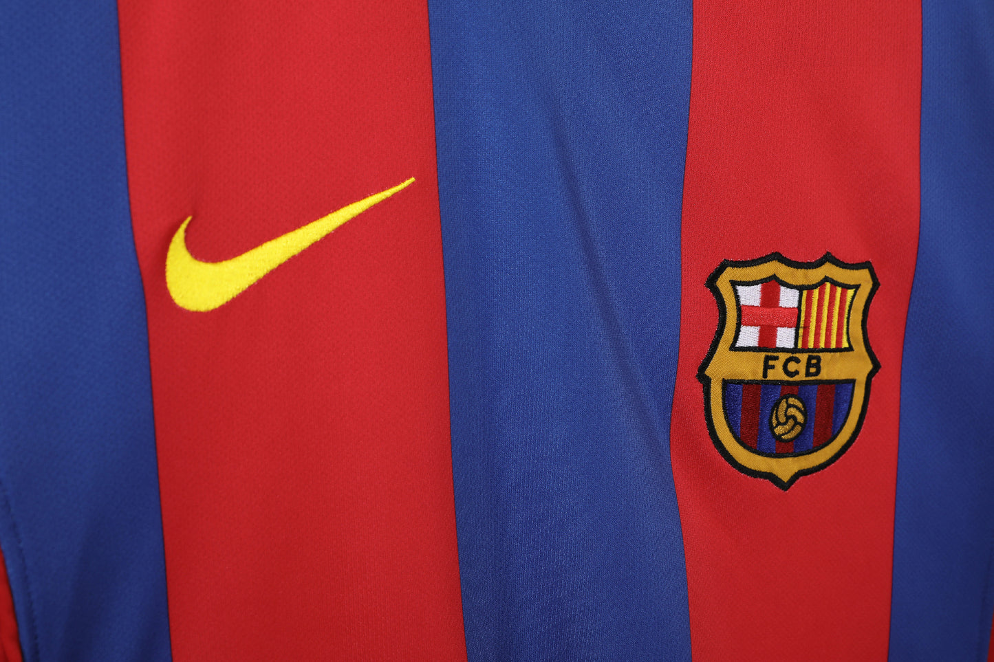 2004/2005 Barcelona home