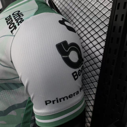 Club Leon 2025/26 away players version