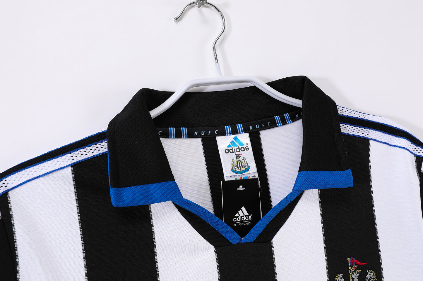 2000/2001 Newcastle home