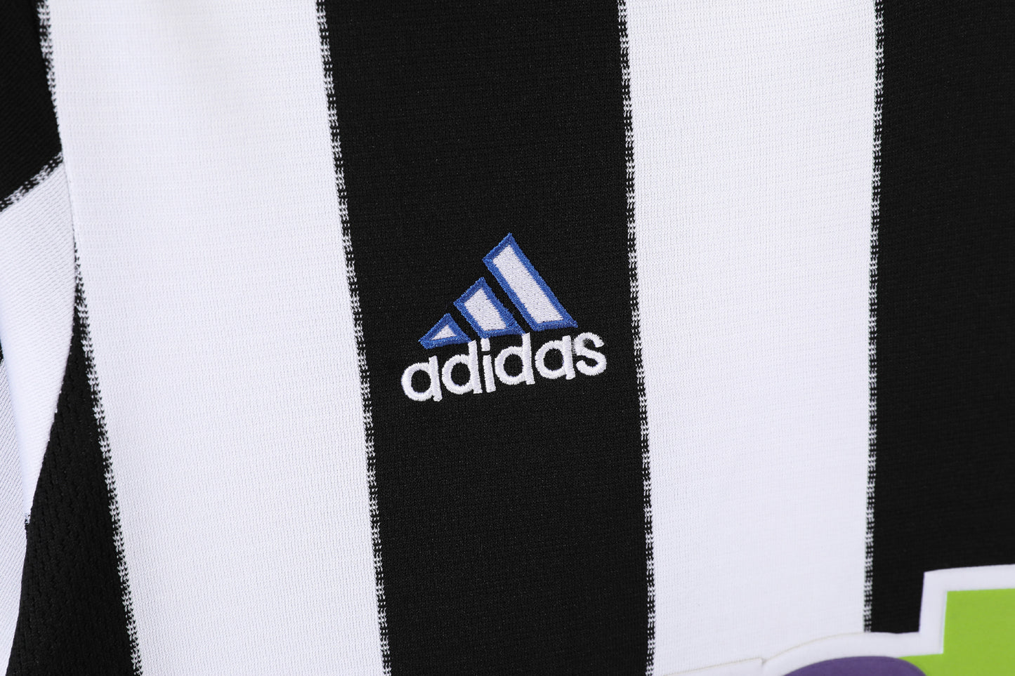 2000/2001 Newcastle home